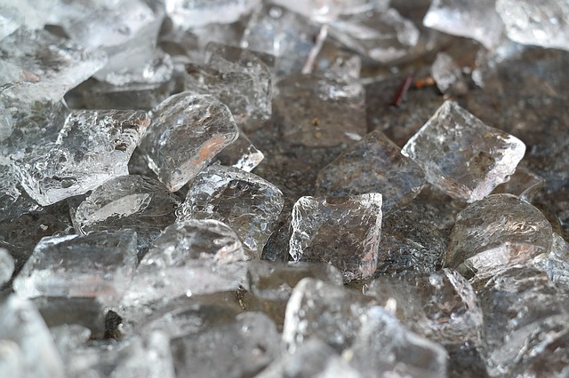 ice cubes 